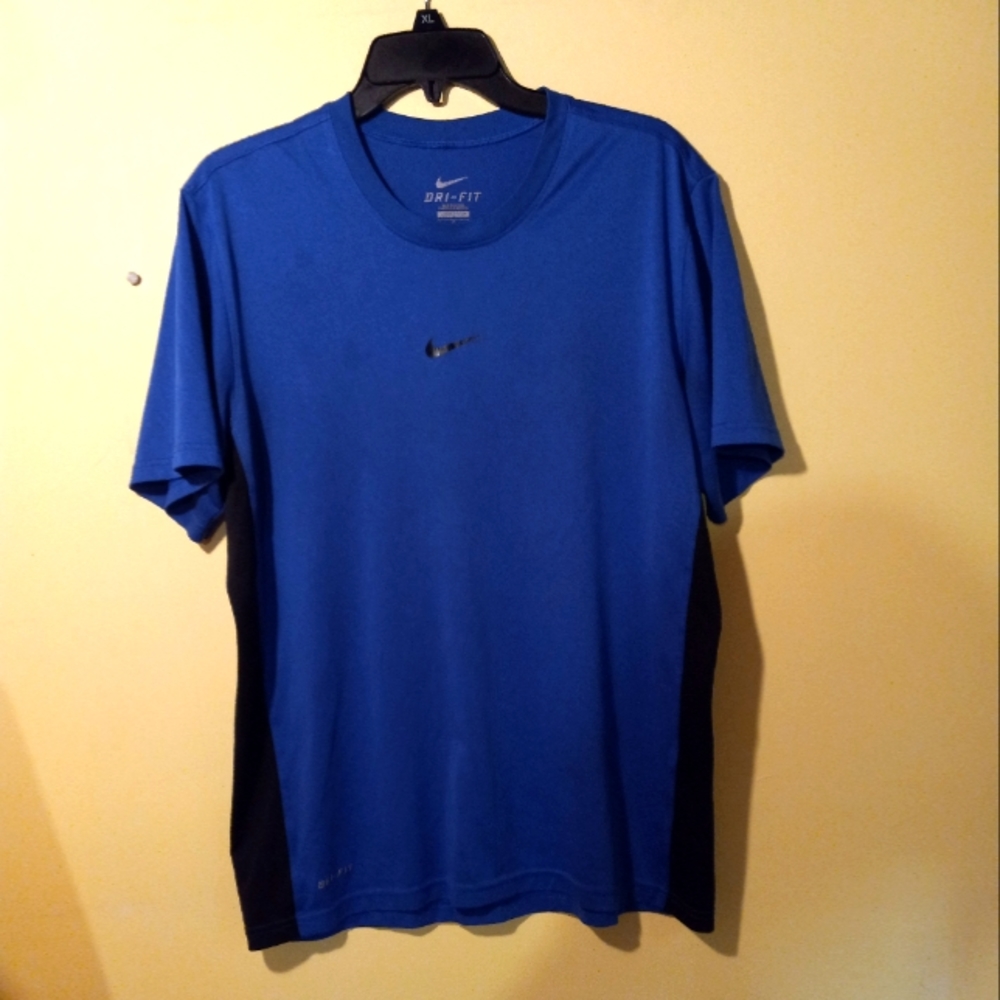 Men's Nike Dri-Fit Pullover Shirts
